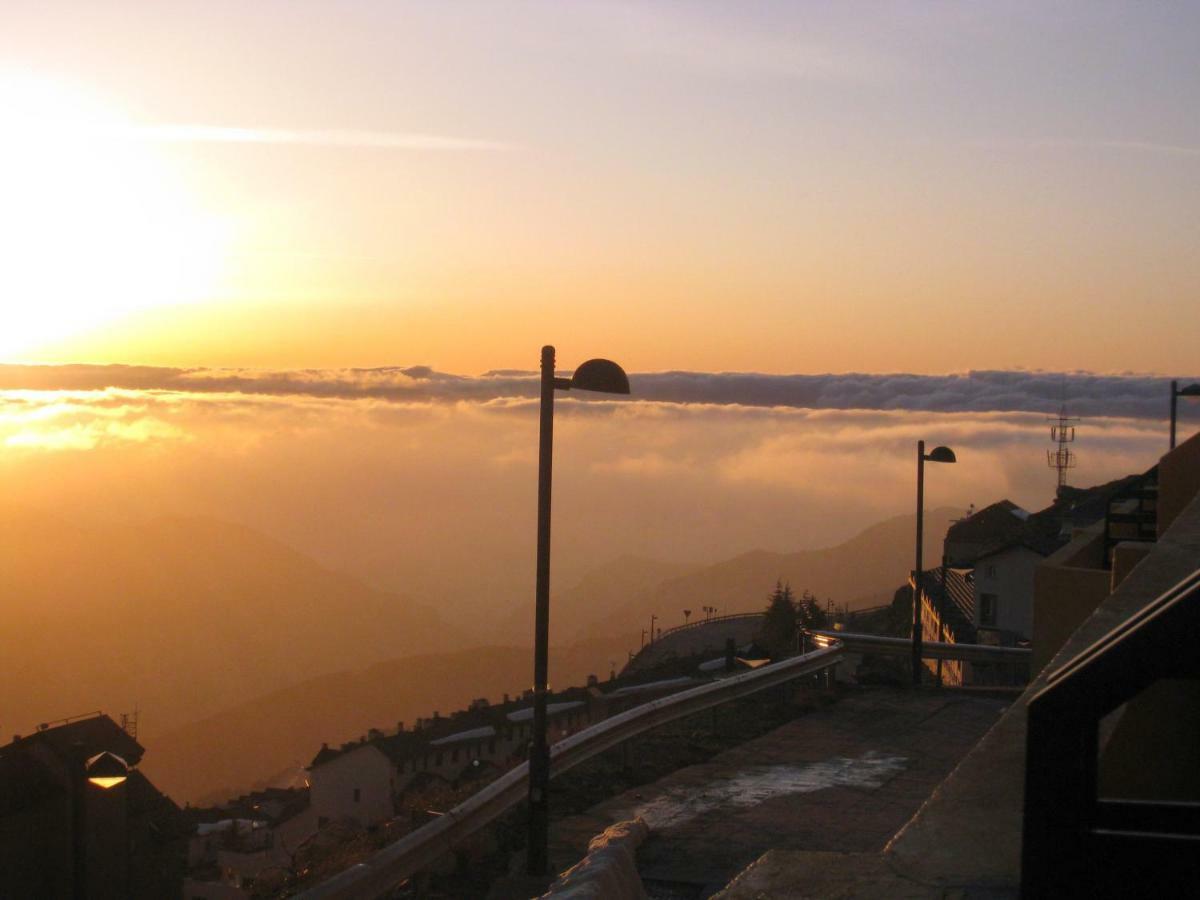 Comfortable Ski Apartment Close To Slopes And Chairlift Wifi&Parking Сиера Невада Екстериор снимка